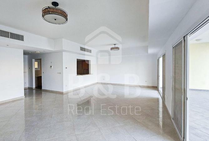 79383421 - Property Image 2