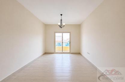 Apartment - 1 Bedroom - 2 Bathrooms for rent in Muwaileh 29 Building - Muwaileh - Sharjah