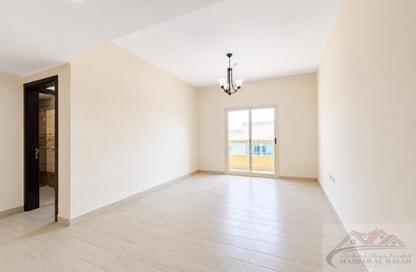 Apartment - 1 Bedroom - 2 Bathrooms for rent in Muwaileh 29 Building - Muwaileh - Sharjah