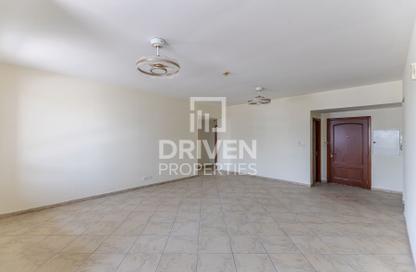 Apartment - 3 Bedrooms - 4 Bathrooms for sale in Abbey Crescent 1 - Abbey Crescent - Motor City - Dubai
