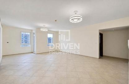 Apartment - 3 Bedrooms - 4 Bathrooms for sale in Abbey Crescent 1 - Abbey Crescent - Motor City - Dubai