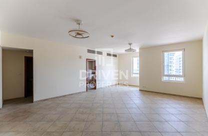 Apartment - 3 Bedrooms - 4 Bathrooms for sale in Abbey Crescent 1 - Abbey Crescent - Motor City - Dubai