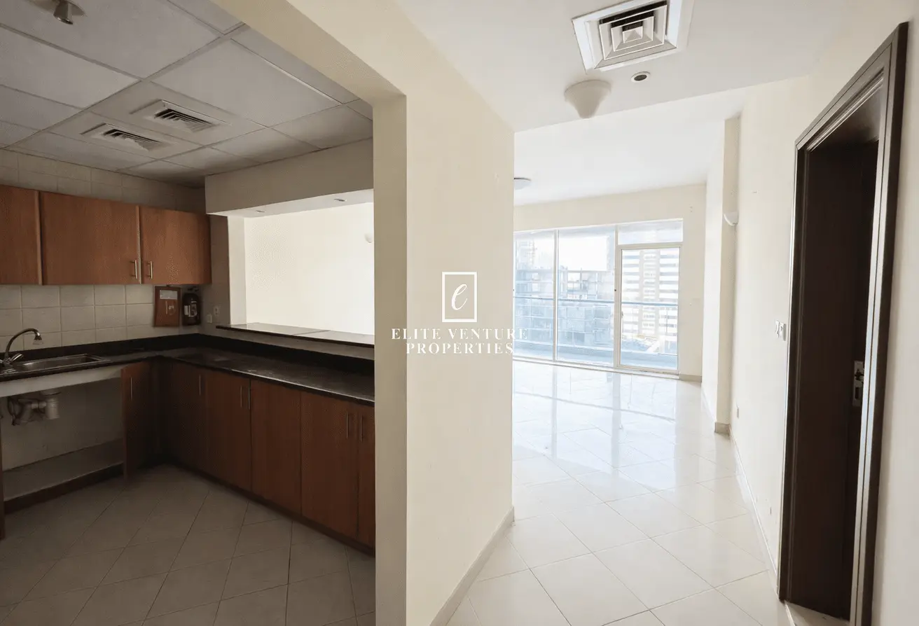 152860555 - Property Main Image