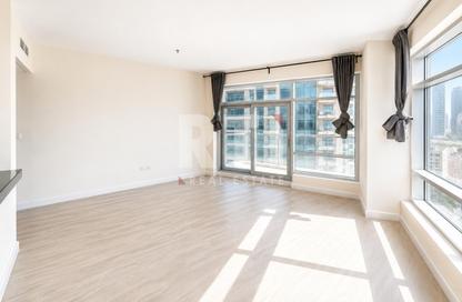 Apartment - 1 Bedroom - 2 Bathrooms for rent in The Lofts Central - The Lofts - Downtown Dubai - Dubai