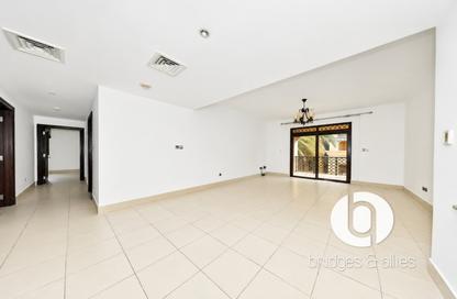 Apartment - 3 Bedrooms - 5 Bathrooms for rent in Yansoon 7 - Yansoon - Old Town - Downtown Dubai - Dubai