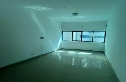 Apartment - 3 Bedrooms - 4 Bathrooms for rent in Al Mamzar - Al Mamzar - Sharjah - Sharjah