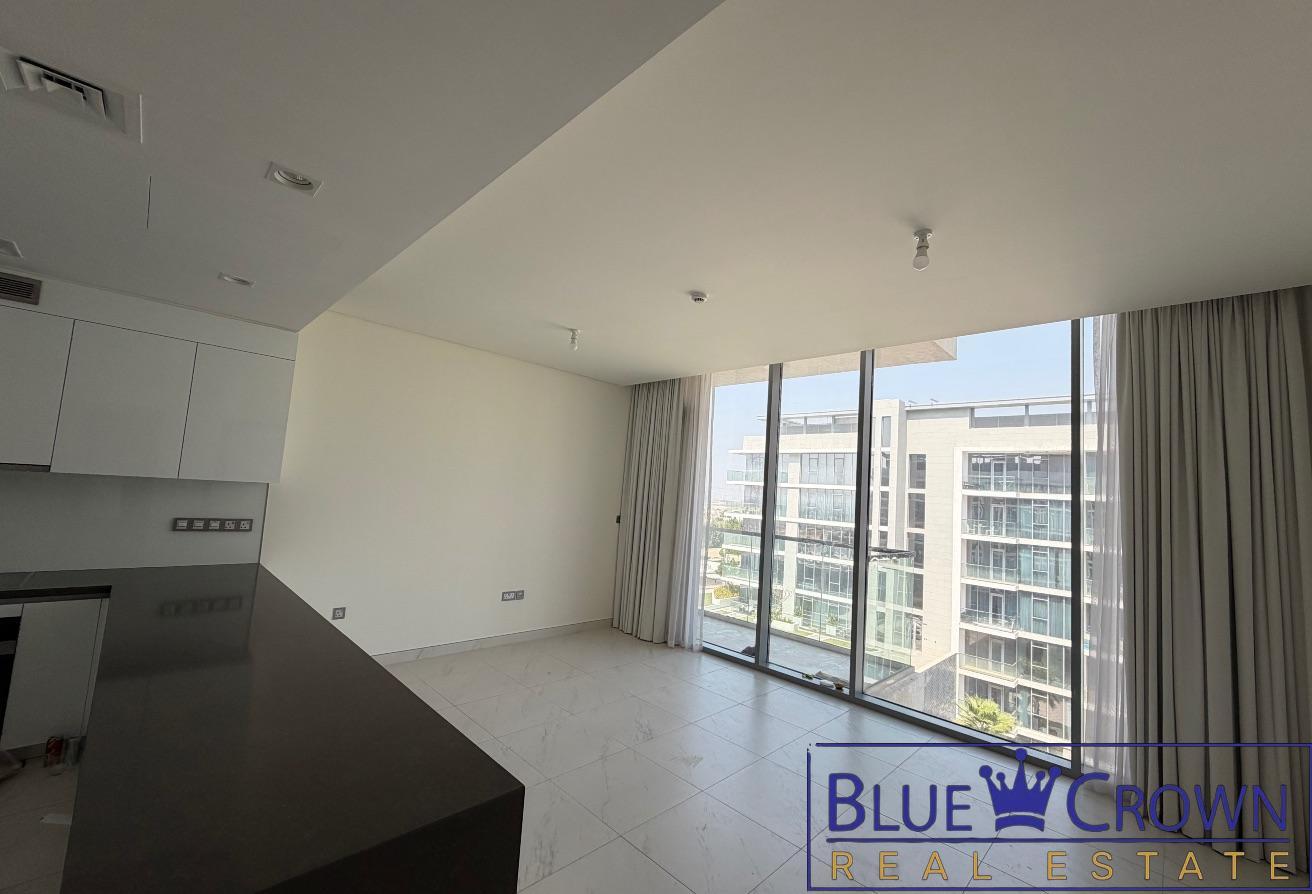 Downtown view lower price 1 Bed photo 4