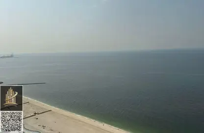 شقة - 2 غرف نوم - 3 حمامات للبيع في مساكن كورنيش عجمان - طريق كورنيش عجمان - عجمان