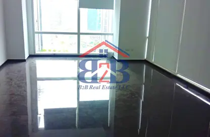 Office Space - Studio - 1 Bathroom for rent in Tamani Art Tower - Business Bay - Dubai