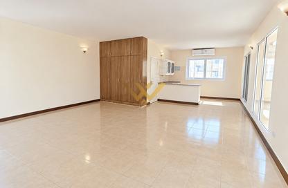 Villa - 4 - 4 for rent in Jumeirah 2 Villas - Jumeirah 2 - Jumeirah - Dubai Villa - 4 - 4 for rent in Jumeirah 2 Villas - Jumeirah 2 - Jumeirah - Dubai