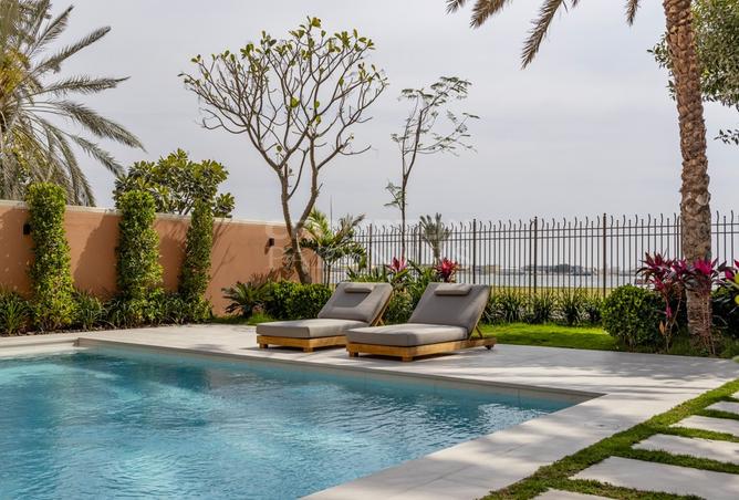 Sea View | Furnished | Upgraded | Great Finishes