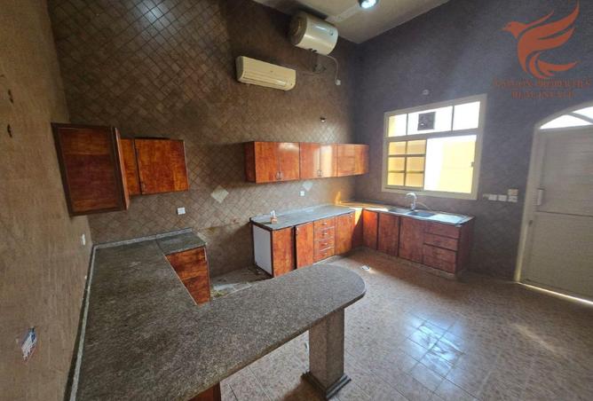 58948003 - Property Image 2