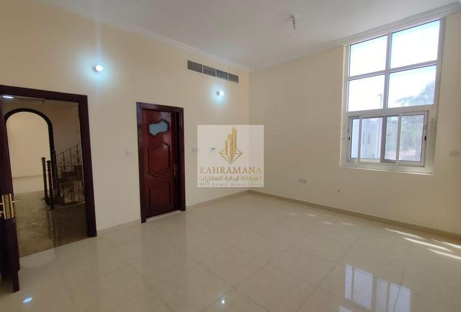 83212815 - Property Image 3