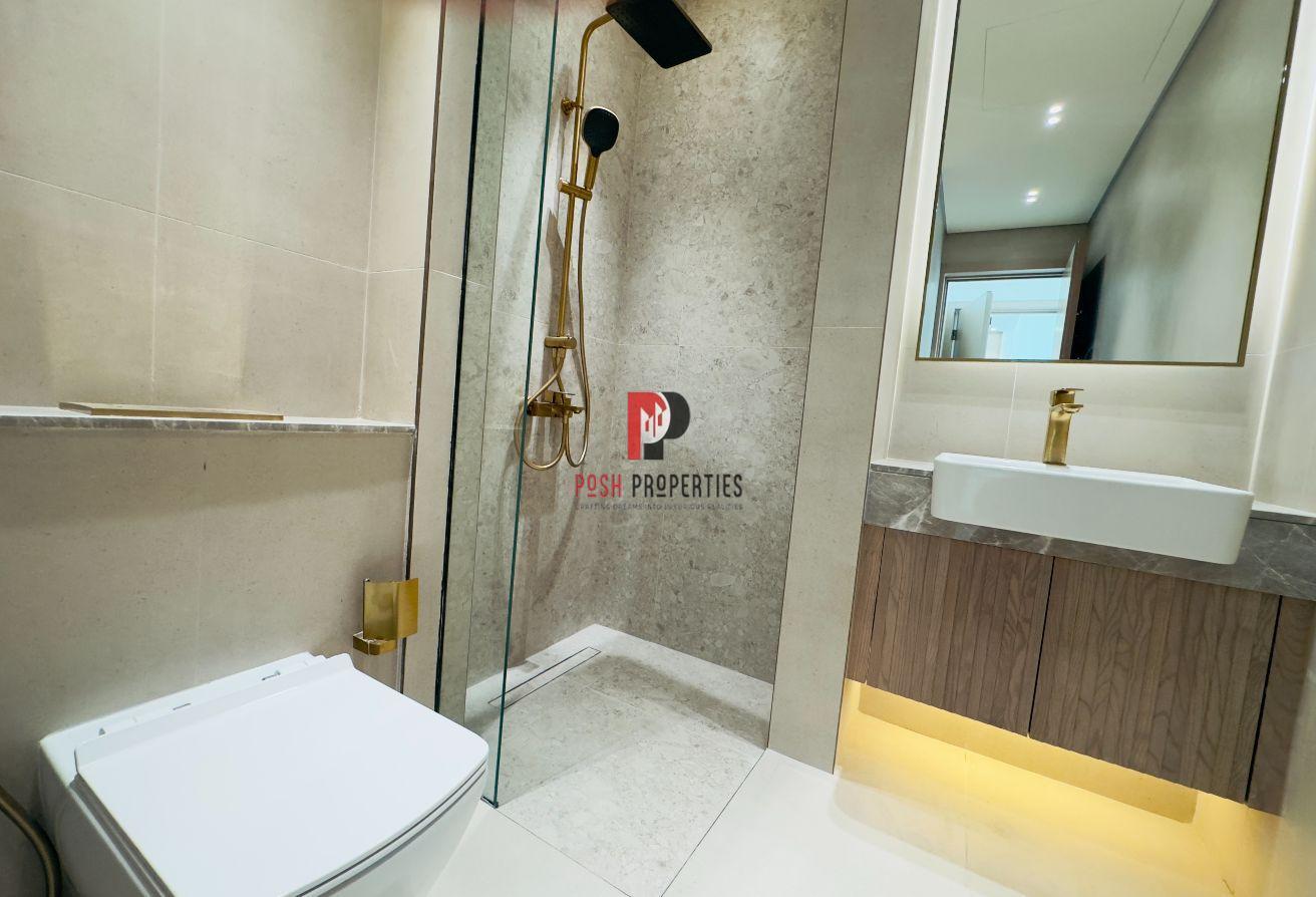 Spacious 1BHK | Unfurnished Unit | Skyline view photo 15