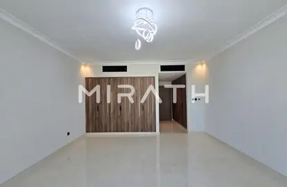 فيلا - 4 غرف نوم - 6 حمامات للايجار في فلل الجميرا 1 - جميرا 1 - جميرا - دبي