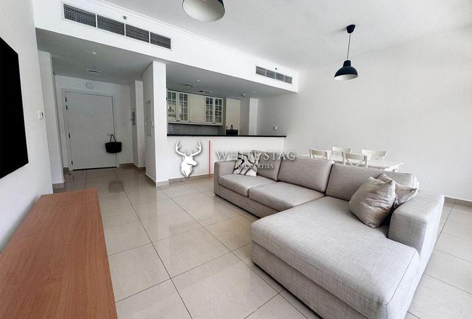 87040981 - Property Main Image