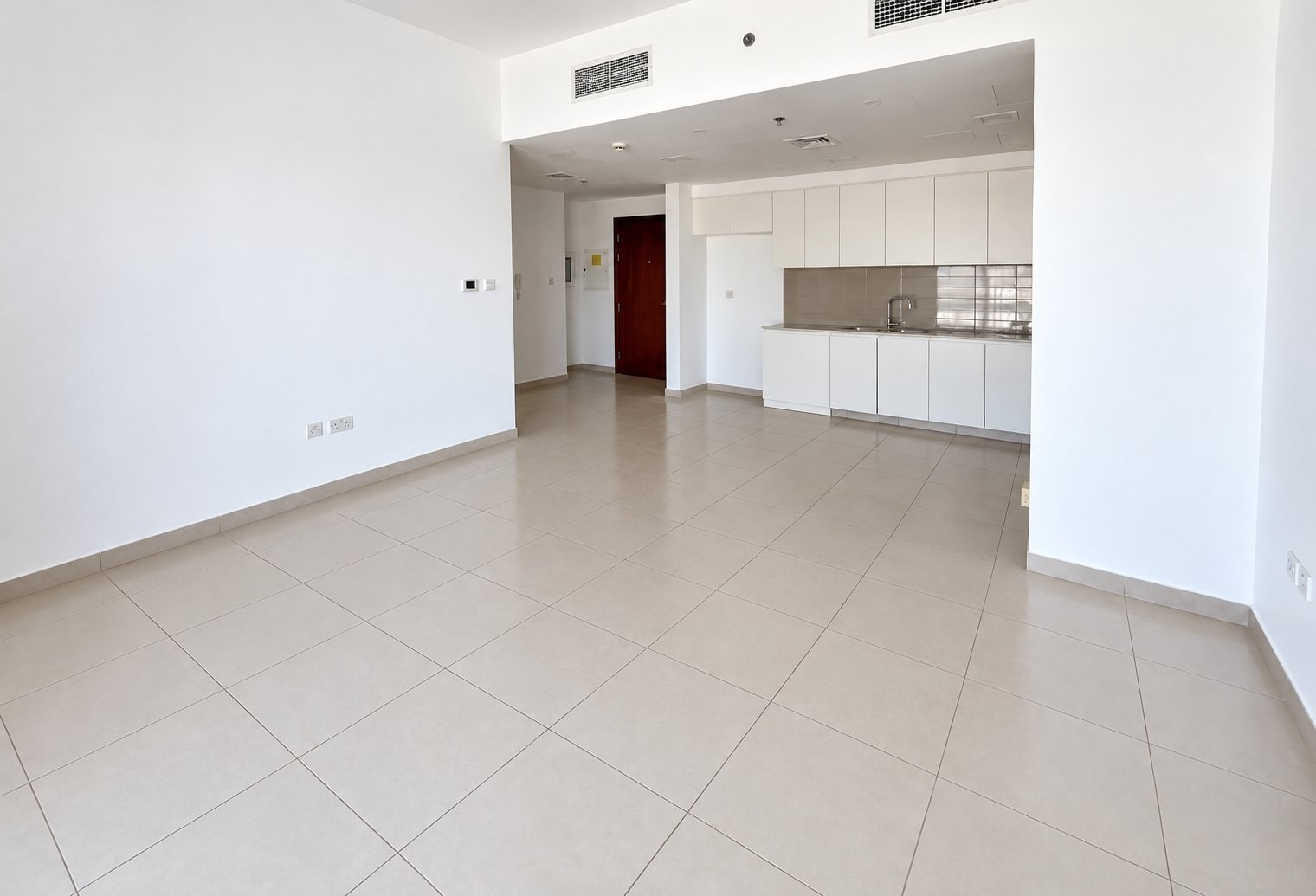 High Floor | Well maintained | Vacant soon