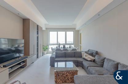 Apartment - 3 Bedrooms - 4 Bathrooms for sale in Marina Residences 4 - Marina Residences - Palm Jumeirah - Dubai