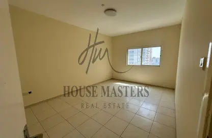 Apartment - 2 Bedrooms - 2 Bathrooms for rent in Al Taawun - Sharjah