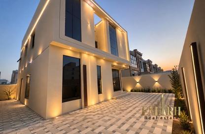 Villa - 4 - 6 for sale in Al Zaheya Gardens - Al Zahya - Ajman