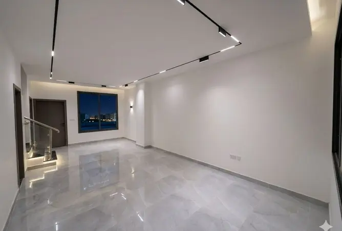 155523201 - Property Image 3