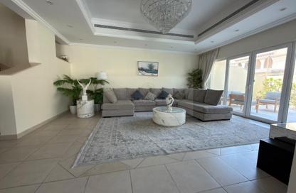 Villa - 4 - 5 for rent in Al Barsha 1 - Al Barsha - Dubai