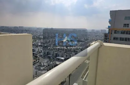 شقة - غرفة نوم - 2 حمامات للايجار في عزيزي شياستا ريزيدنسز - الفرجان - دبي