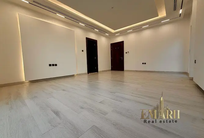 156486140 - Property Image 3