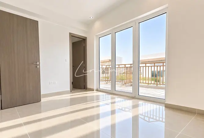 155515997 - Property Image 3
