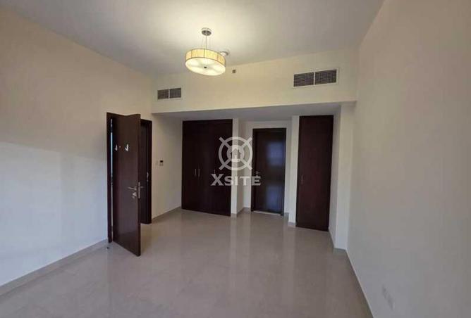 73844584 - Property Main Image