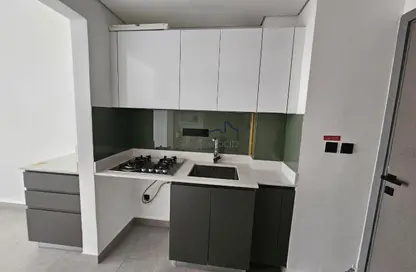 Apartment - 1 Bathroom for rent in V2 - Dubai Sports City - Dubai