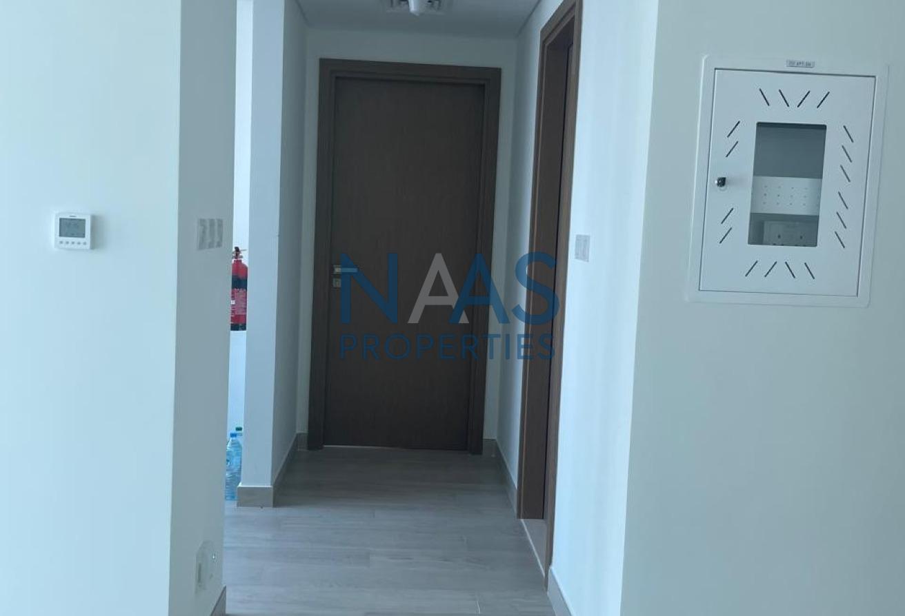 Water Views | Elegant 1 Bedroom | Rent Now! photo 16
