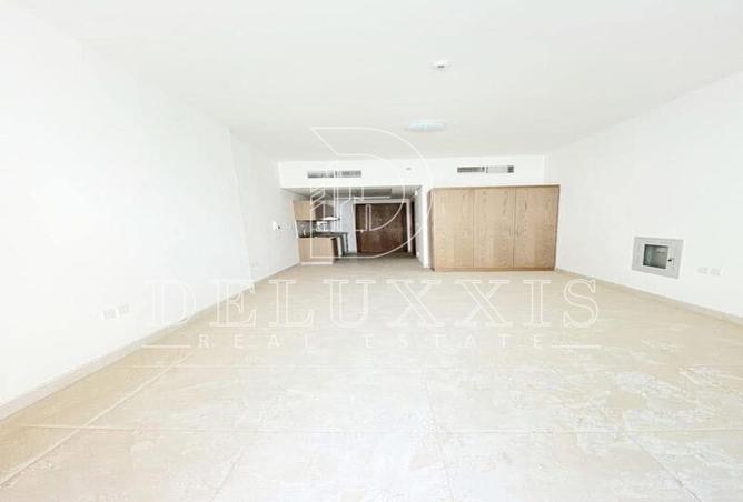 126563111 - Property Main Image