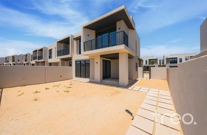 Townhouse - 4 Bedrooms - 5 Bathrooms for sale in Jebel Ali Village Townhouses Phase 2 - Jebel Ali Village - Jebel Ali - Dubai Townhouse - 4 Bedrooms - 5 Bathrooms for sale in Jebel Ali Village Townhouses Phase 2 - Jebel Ali Village - Jebel Ali - Dubai