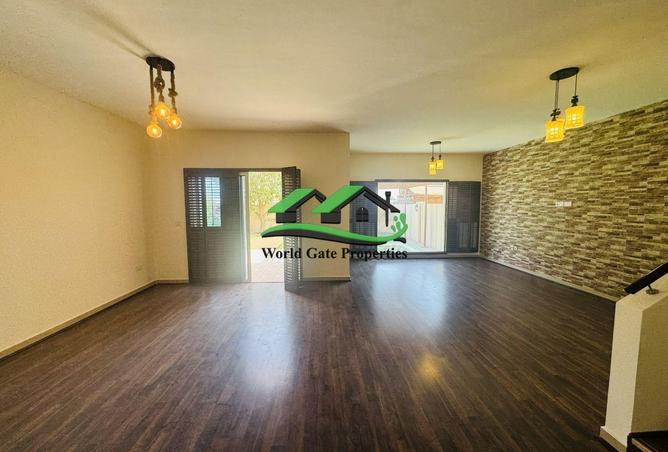 73113638 - Property Image 3