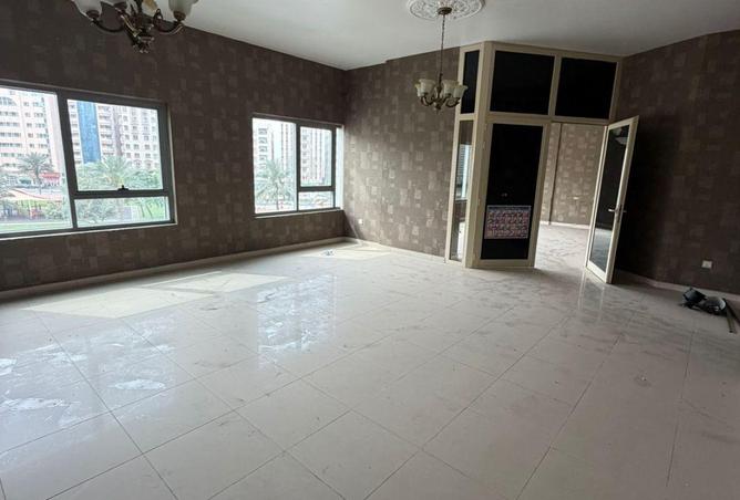 63641755 - صورة العقار 2