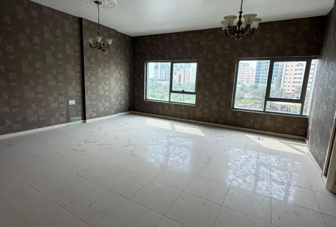 63641755 - صورة العقار 3