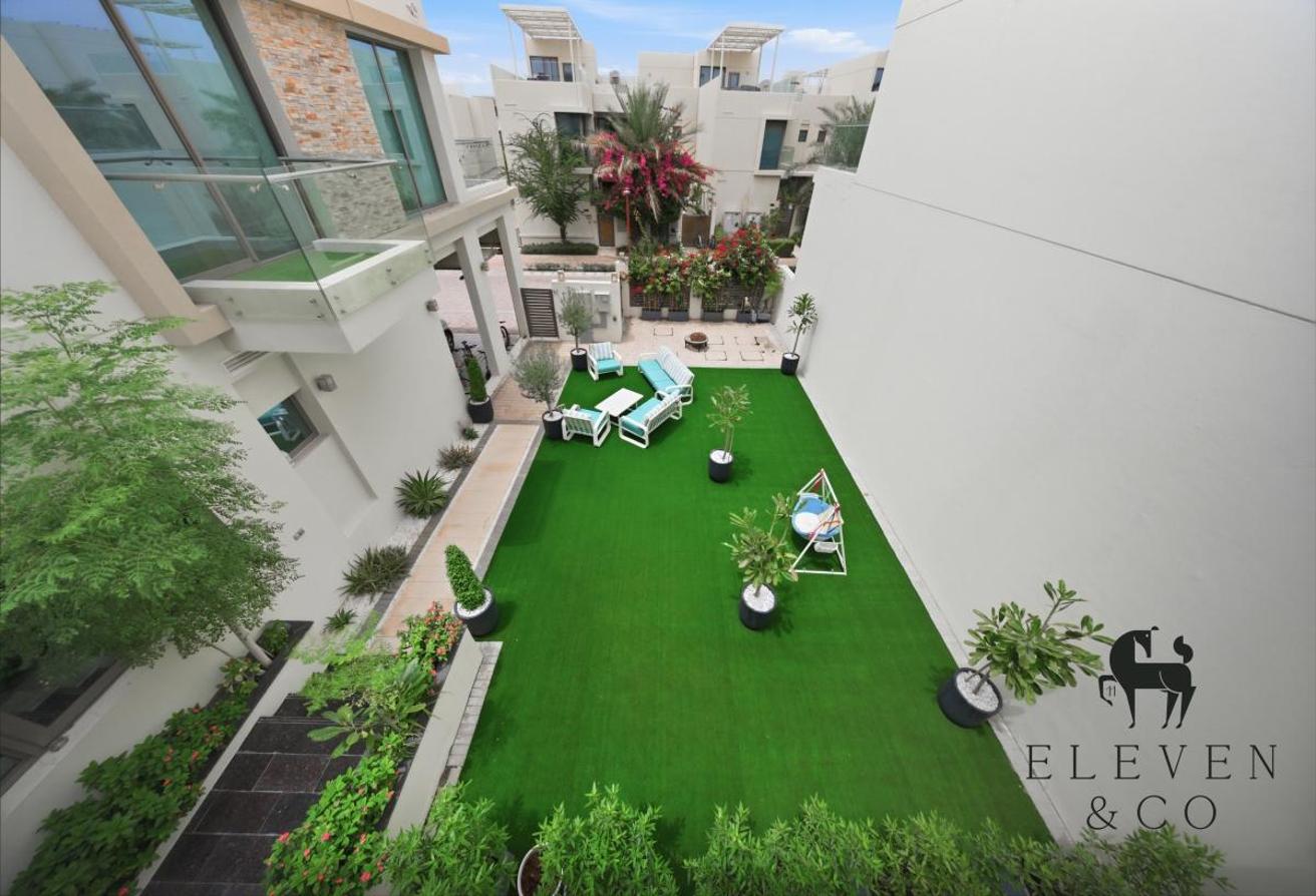 Exclusive | Largest Layout | Excellent Condition photo 8