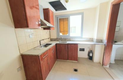 Apartment - Studio - 1 for rent in Fire Station Road - Muwaileh - Sharjah