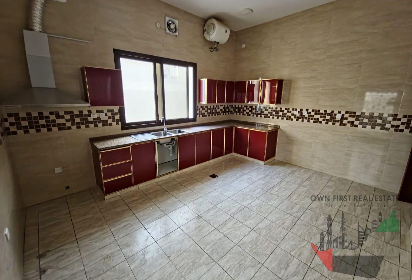 Brand New 6BR Standalone Villa with Service Block photo 10