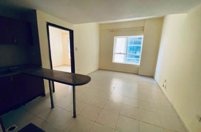 Apartment - 1 - 1 for sale in Mandarin Towers - Garden City - Ajman