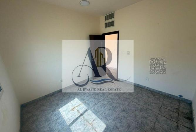 128373388 - Property Image 2
