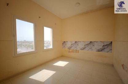 Apartment - 2 Bedrooms - 2 Bathrooms for rent in Sharq building - Al Seer - Ras Al Khaimah