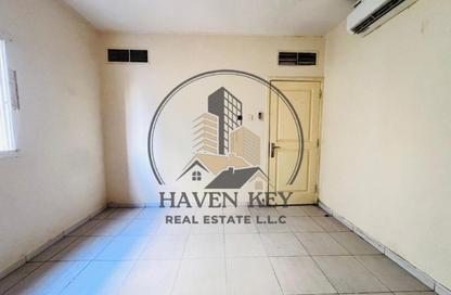 Apartment - 1 - 2 for rent in Fire Station Road - Muwaileh - Sharjah