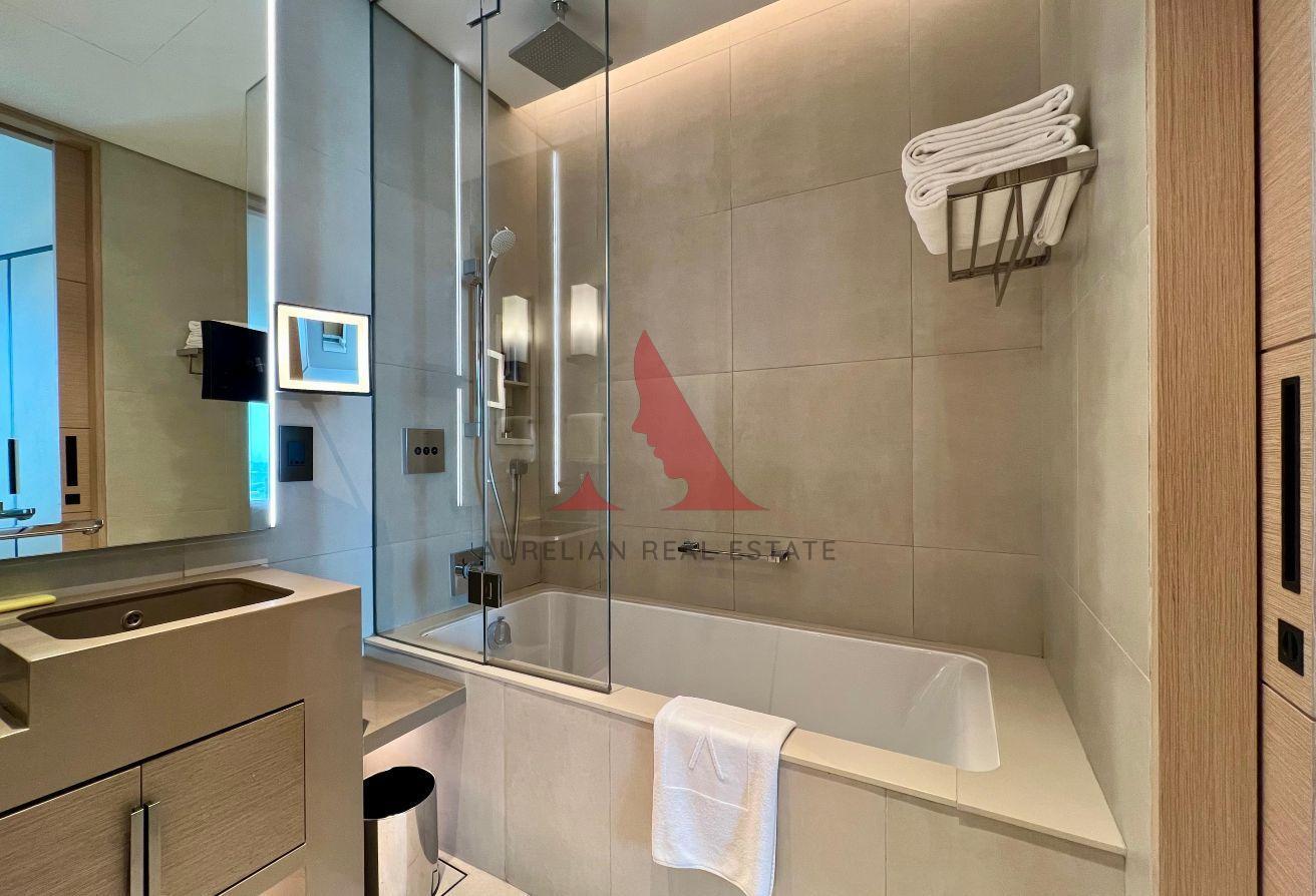 Canal+Sea View | Bills Incl | Short-Term Available photo 12