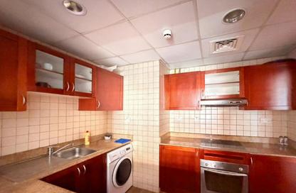 Apartment - 1 Bedroom - 2 Bathrooms for rent in Azure - Dubai Marina - Dubai