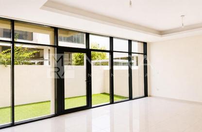 Townhouse - 3 - 4 for rent in Richmond - Damac Hills - Dubai