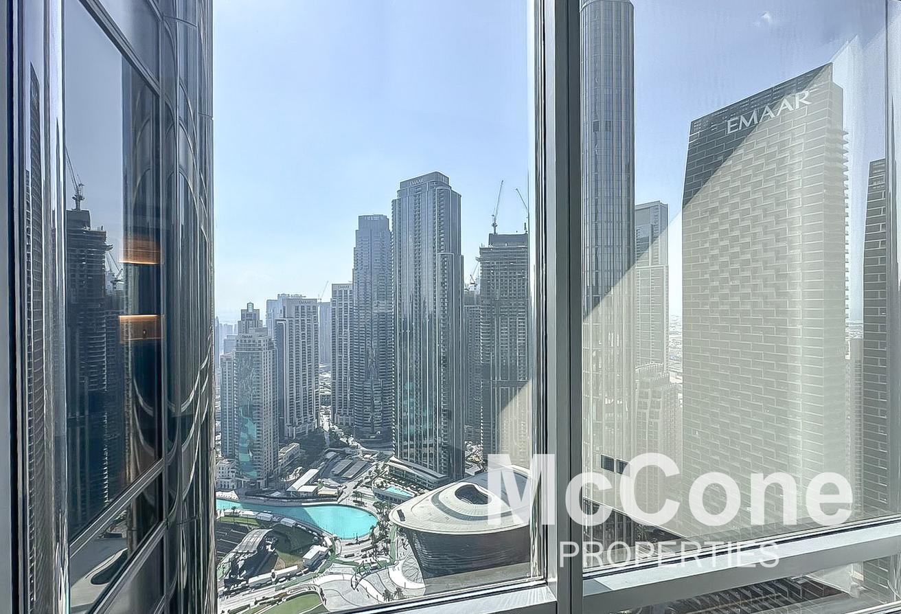 Prime Location | Modern | Spacious photo 10