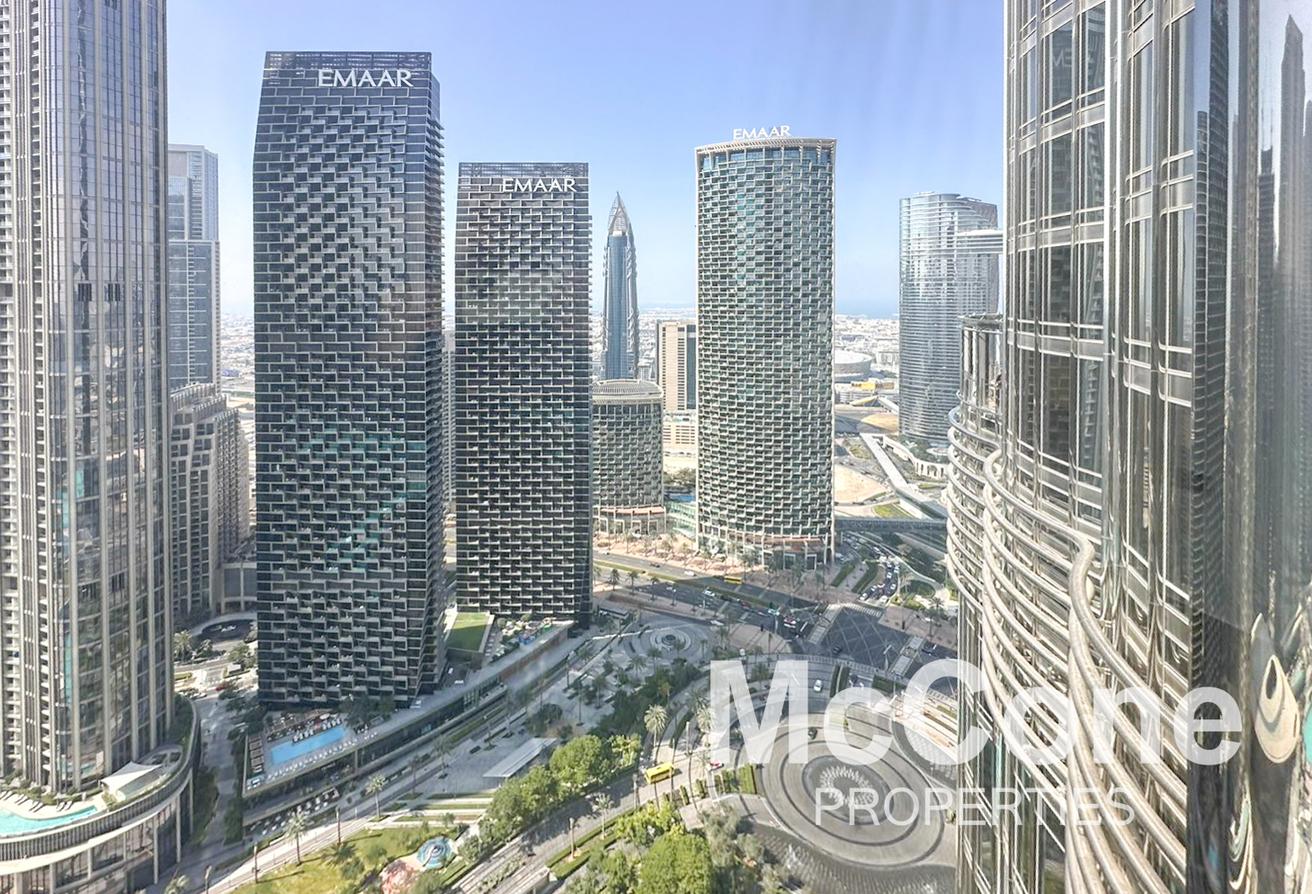 Prime Location | Modern | Spacious photo 11