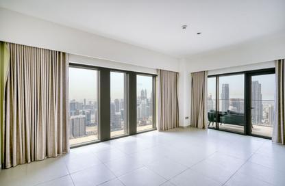 Apartment - 3 Bedrooms - 4 Bathrooms for rent in Burj Royale - Downtown Dubai - Dubai